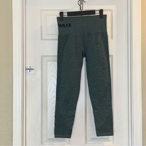 RYDERWEAR SEAMLESS STAPLES LEGGINGS GREEN MARL Size Medium